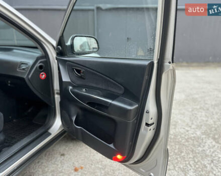 Хендай Туксон 2008 в Киеве на Automoto.ua Серый Хендай Туксон, объемом двигателя 2 л и пробегом 187 тыс. км за 7250 $, фото 38 на Automoto.ua