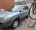 Сірий Хендай Туксон, об'ємом двигуна 2 л та пробігом 137 тис. км за 8500 $, фото 6 на Automoto.ua
