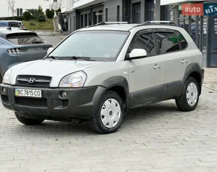 Серый Хендай Туксон, объемом двигателя 2 л и пробегом 176 тыс. км за 8300 $, фото 20 на Automoto.ua