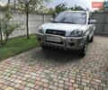 Серый Хендай Туксон, объемом двигателя 1.98 л и пробегом 191 тыс. км за 8200 $, фото 1 на Automoto.ua