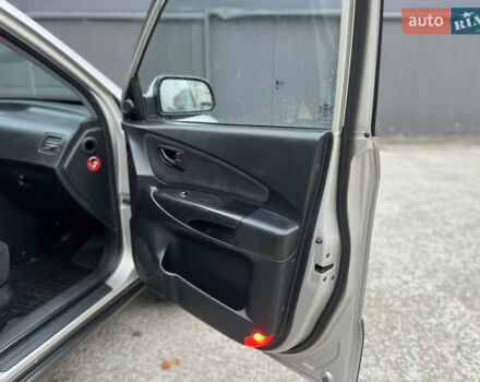 Хендай Туксон 2008 в Киеве на Automoto.ua Серый Хендай Туксон, объемом двигателя 2 л и пробегом 187 тыс. км за 7250 $, фото 42 на Automoto.ua