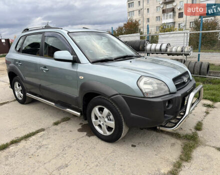 Хендай Туксон 2008 в Новой Ушице на Automoto.ua Серый Хендай Туксон, объемом двигателя 1.98 л и пробегом 229 тыс. км за 8200 $, фото 6 на Automoto.ua