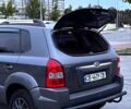 Сірий Хендай Туксон, об'ємом двигуна 2 л та пробігом 240 тис. км за 7850 $, фото 8 на Automoto.ua