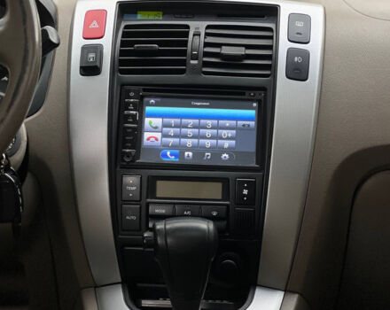 Серый Хендай Туксон, объемом двигателя 2 л и пробегом 167 тыс. км за 8600 $, фото 13 на Automoto.ua