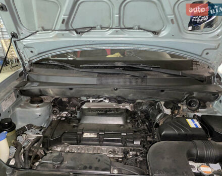 Сірий Хендай Туксон, об'ємом двигуна 2.02 л та пробігом 226 тис. км за 9200 $, фото 27 на Automoto.ua