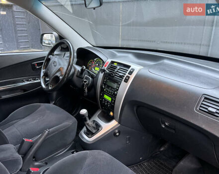 Хендай Туксон 2008 в Киеве на Automoto.ua Серый Хендай Туксон, объемом двигателя 2 л и пробегом 187 тыс. км за 7250 $, фото 35 на Automoto.ua