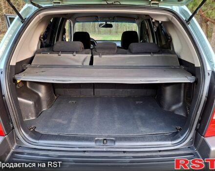 Серый Хендай Туксон, объемом двигателя 2 л и пробегом 220 тыс. км за 8800 $, фото 7 на Automoto.ua