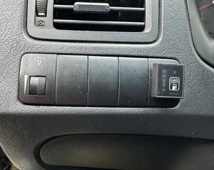 Серый Хендай Туксон, объемом двигателя 1.98 л и пробегом 227 тыс. км за 7700 $, фото 10 на Automoto.ua