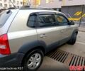 Серый Хендай Туксон, объемом двигателя 2.7 л и пробегом 160 тыс. км за 8900 $, фото 4 на Automoto.ua