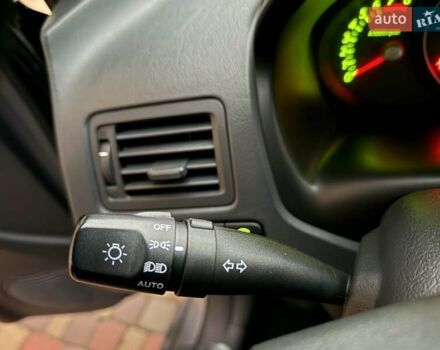 Хендай Туксон 2008 в Миргороде на Automoto.ua Серый Хендай Туксон, объемом двигателя 1.98 л и пробегом 177 тыс. км за 7950 $, фото 36 на Automoto.ua