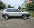 Сірий Хендай Туксон, об'ємом двигуна 1.98 л та пробігом 252 тис. км за 8000 $, фото 34 на Automoto.ua