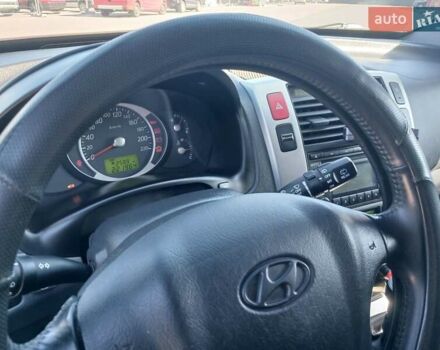 Хендай Туксон 2008 у Полтаві на Automoto.ua Сірий Хендай Туксон, об'ємом двигуна 2 л та пробігом 222 тис. км за 7200 $, фото 21 на Automoto.ua