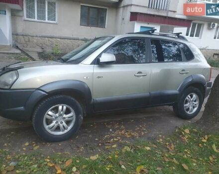 Хендай Туксон 2008 у Тернополі на Automoto.ua Сірий Хендай Туксон, об'ємом двигуна 1.98 л та пробігом 186 тис. км за 6600 $, фото 11 на Automoto.ua