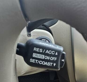 Сірий Хендай Туксон, об'ємом двигуна 1.98 л та пробігом 177 тис. км за 8500 $, фото 25 на Automoto.ua