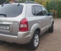 Хендай Туксон 2008 в Бердичеве на Automoto.ua Серый Хендай Туксон, объемом двигателя 1.98 л и пробегом 201 тыс. км за 8299 $, фото 15 на Automoto.ua