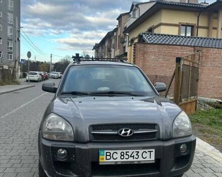 Сірий Хендай Туксон, об'ємом двигуна 1.99 л та пробігом 221 тис. км за 6000 $, фото 5 на Automoto.ua