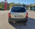 Хендай Туксон 2008 у Тернополі на Automoto.ua Сірий Хендай Туксон, об'ємом двигуна 2 л та пробігом 186 тис. км за 6600 $, фото 4 на Automoto.ua