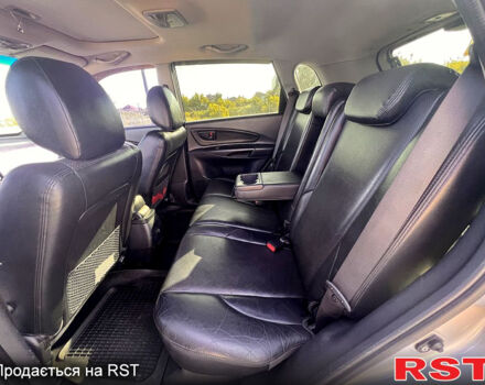 Серый Хендай Туксон, объемом двигателя 2 л и пробегом 285 тыс. км за 8700 $, фото 9 на Automoto.ua