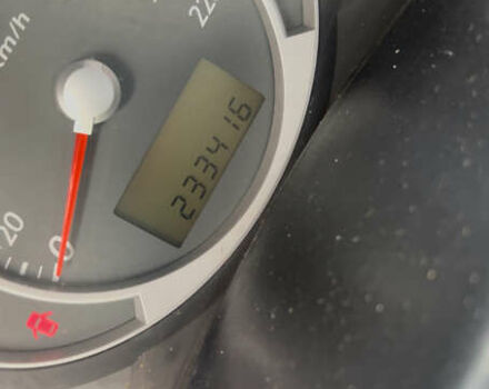 Сірий Хендай Туксон, об'ємом двигуна 1.98 л та пробігом 233 тис. км за 8100 $, фото 5 на Automoto.ua