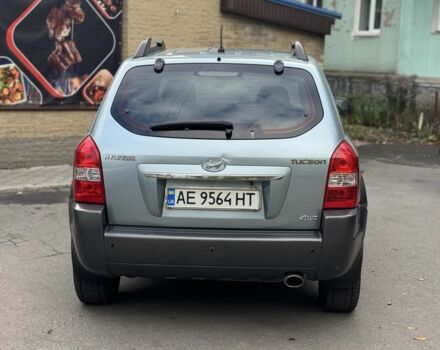 Сірий Хендай Туксон, об'ємом двигуна 2 л та пробігом 169 тис. км за 8000 $, фото 1 на Automoto.ua