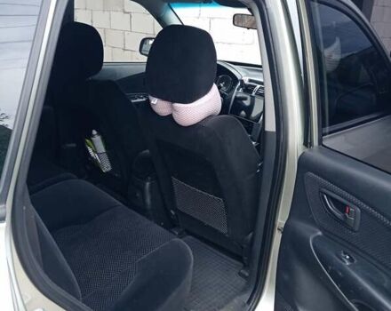 Серый Хендай Туксон, объемом двигателя 2 л и пробегом 360 тыс. км за 7700 $, фото 4 на Automoto.ua