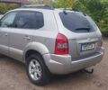 Хендай Туксон 2008 в Бердичеве на Automoto.ua Серый Хендай Туксон, объемом двигателя 1.98 л и пробегом 201 тыс. км за 8299 $, фото 9 на Automoto.ua