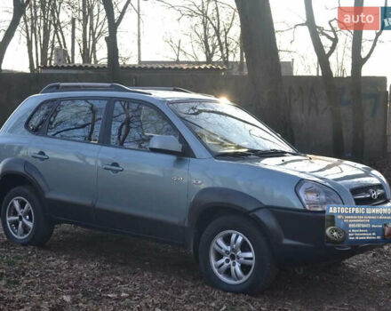 Сірий Хендай Туксон, об'ємом двигуна 2.02 л та пробігом 226 тис. км за 9200 $, фото 19 на Automoto.ua