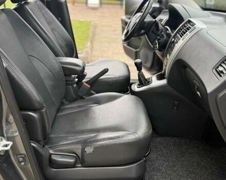 Сірий Хендай Туксон, об'ємом двигуна 2 л та пробігом 187 тис. км за 7700 $, фото 37 на Automoto.ua