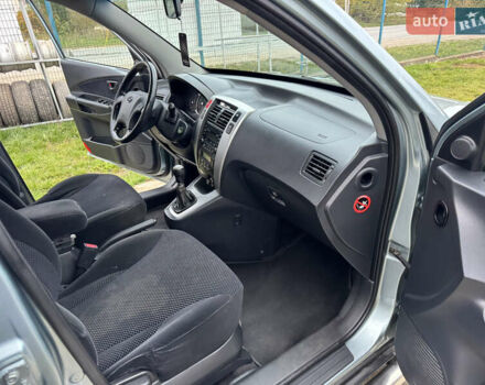 Хендай Туксон 2008 в Новой Ушице на Automoto.ua Серый Хендай Туксон, объемом двигателя 1.98 л и пробегом 229 тыс. км за 8200 $, фото 36 на Automoto.ua