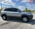 Серый Хендай Туксон, объемом двигателя 2 л и пробегом 173 тыс. км за 8800 $, фото 13 на Automoto.ua