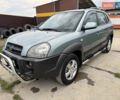 Хендай Туксон 2008 в Новой Ушице на Automoto.ua Серый Хендай Туксон, объемом двигателя 1.98 л и пробегом 229 тыс. км за 8200 $, фото 26 на Automoto.ua