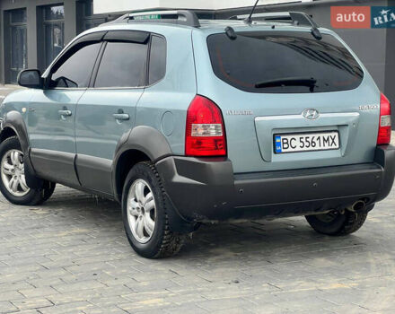 Хендай Туксон 2008 в Трускавце на Automoto.ua Серый Хендай Туксон, объемом двигателя 1.98 л и пробегом 320 тыс. км за 7399 $, фото 9 на Automoto.ua