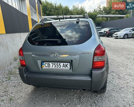 Сірий Хендай Туксон, об'ємом двигуна 1.98 л та пробігом 209 тис. км за 8400 $, фото 10 на Automoto.ua