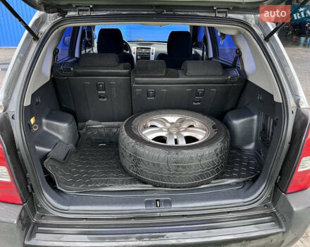 Серый Хендай Туксон, объемом двигателя 2 л и пробегом 198 тыс. км за 8900 $, фото 8 на Automoto.ua