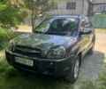 Хендай Туксон 2008 в Мукачеве на Automoto.ua Серый Хендай Туксон, объемом двигателя 2 л и пробегом 300 тыс. км за 7800 $, фото 4 на Automoto.ua