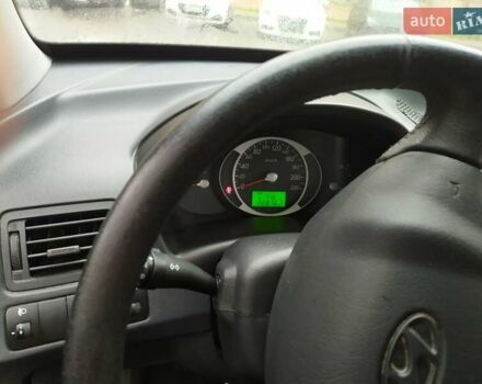 Серый Хендай Туксон, объемом двигателя 2 л и пробегом 228 тыс. км за 8200 $, фото 15 на Automoto.ua
