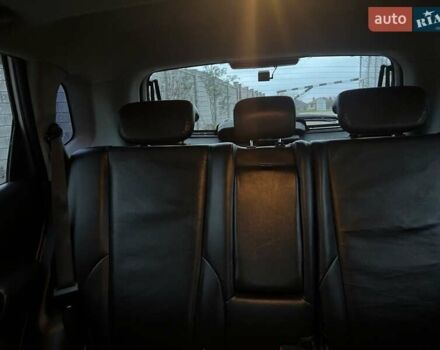 Серый Хендай Туксон, объемом двигателя 1.99 л и пробегом 132 тыс. км за 10000 $, фото 3 на Automoto.ua