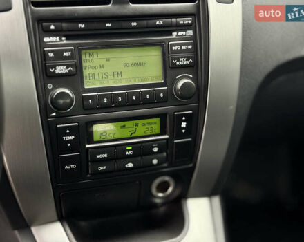 Серый Хендай Туксон, объемом двигателя 2 л и пробегом 128 тыс. км за 8900 $, фото 13 на Automoto.ua