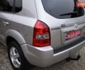 Сірий Хендай Туксон, об'ємом двигуна 2 л та пробігом 220 тис. км за 8750 $, фото 18 на Automoto.ua