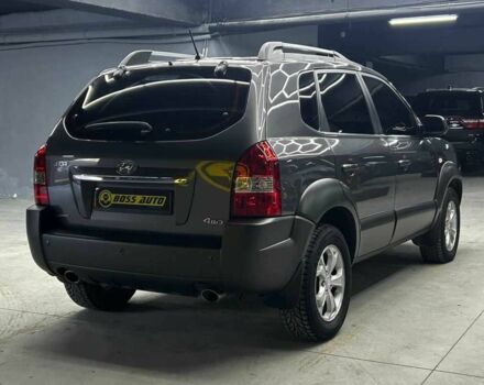 Сірий Хендай Туксон, об'ємом двигуна 2.7 л та пробігом 165 тис. км за 10000 $, фото 5 на Automoto.ua