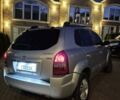 Сірий Хендай Туксон, об'ємом двигуна 2 л та пробігом 284 тис. км за 9200 $, фото 4 на Automoto.ua