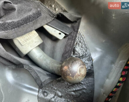 Серый Хендай Туксон, объемом двигателя 2 л и пробегом 202 тыс. км за 10000 $, фото 29 на Automoto.ua