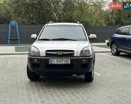 Сірий Хендай Туксон, об'ємом двигуна 1.98 л та пробігом 227 тис. км за 7800 $, фото 12 на Automoto.ua