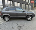Серый Хендай Туксон, объемом двигателя 2 л и пробегом 202 тыс. км за 10000 $, фото 10 на Automoto.ua