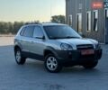 Серый Хендай Туксон, объемом двигателя 0 л и пробегом 166 тыс. км за 8999 $, фото 1 на Automoto.ua