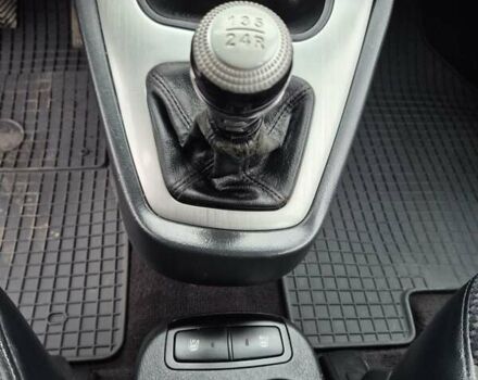 Серый Хендай Туксон, объемом двигателя 1.98 л и пробегом 189 тыс. км за 8300 $, фото 28 на Automoto.ua