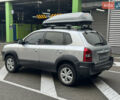 Сірий Хендай Туксон, об'ємом двигуна 2 л та пробігом 124 тис. км за 8900 $, фото 2 на Automoto.ua