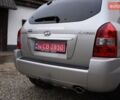 Сірий Хендай Туксон, об'ємом двигуна 2 л та пробігом 220 тис. км за 8750 $, фото 16 на Automoto.ua