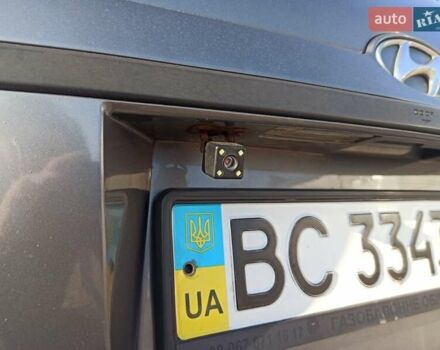 Серый Хендай Туксон, объемом двигателя 1.98 л и пробегом 250 тыс. км за 6999 $, фото 3 на Automoto.ua