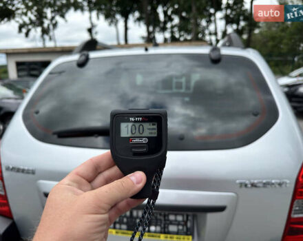 Серый Хендай Туксон, объемом двигателя 2 л и пробегом 128 тыс. км за 8900 $, фото 17 на Automoto.ua